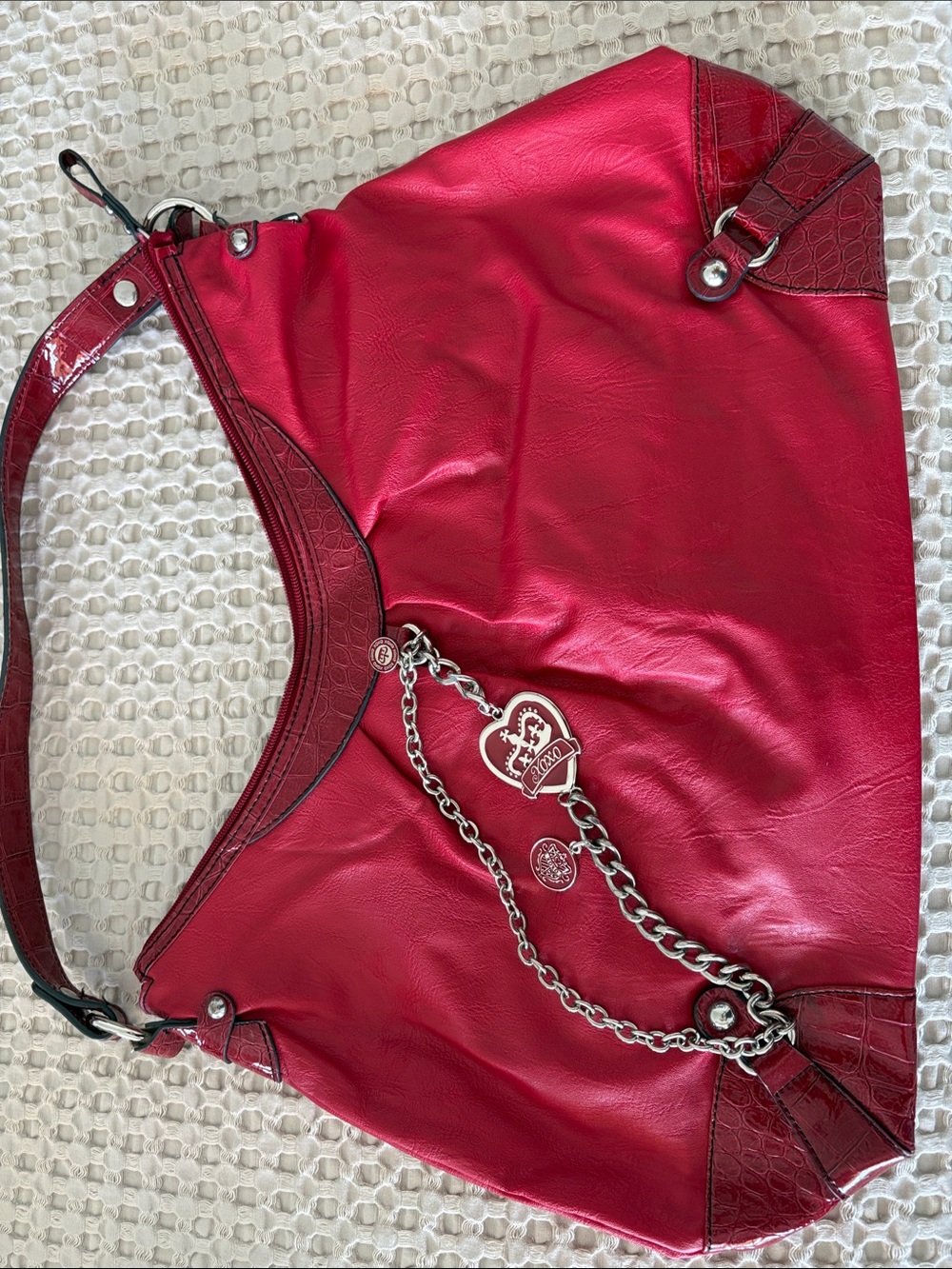 Red Women’s Shoulder Bag with Chain Charm